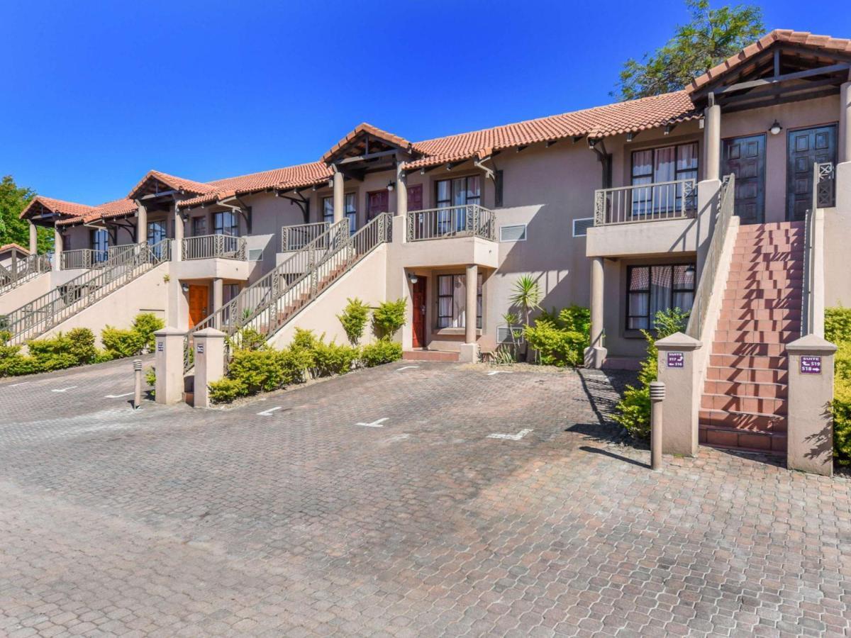 Mercure Hotel Nelspruit Mbombela Exterior photo