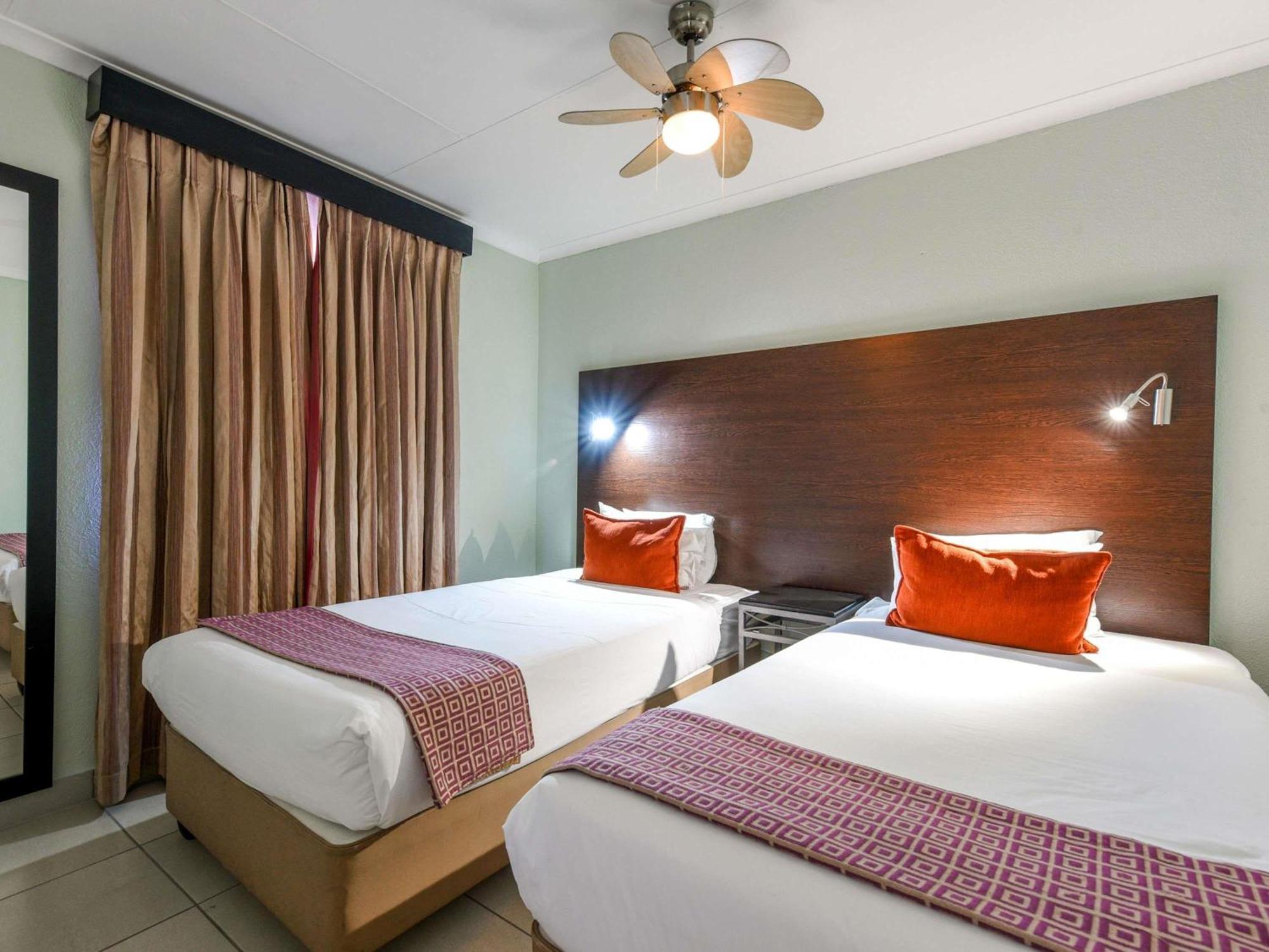 Mercure Hotel Nelspruit Mbombela Exterior photo